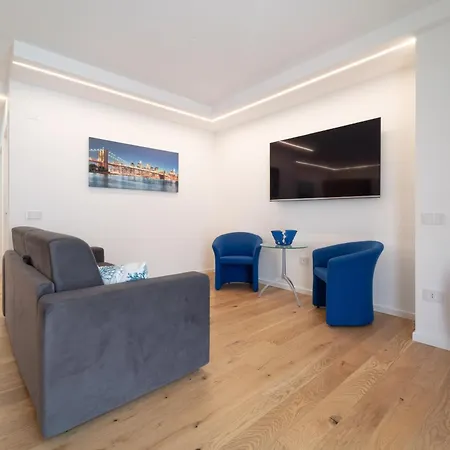 Sapphire House Apartment